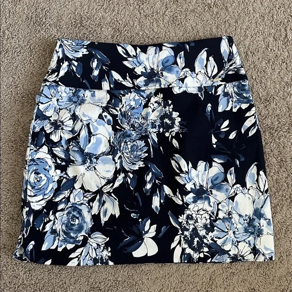 S.C. & CO. Women's Comfortable Stretch Double Wraparound Skort - Picture 9 of 12